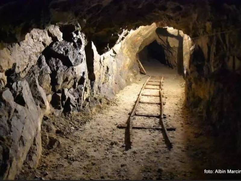 Podziemia Zamku Książ - kompleks RIESE